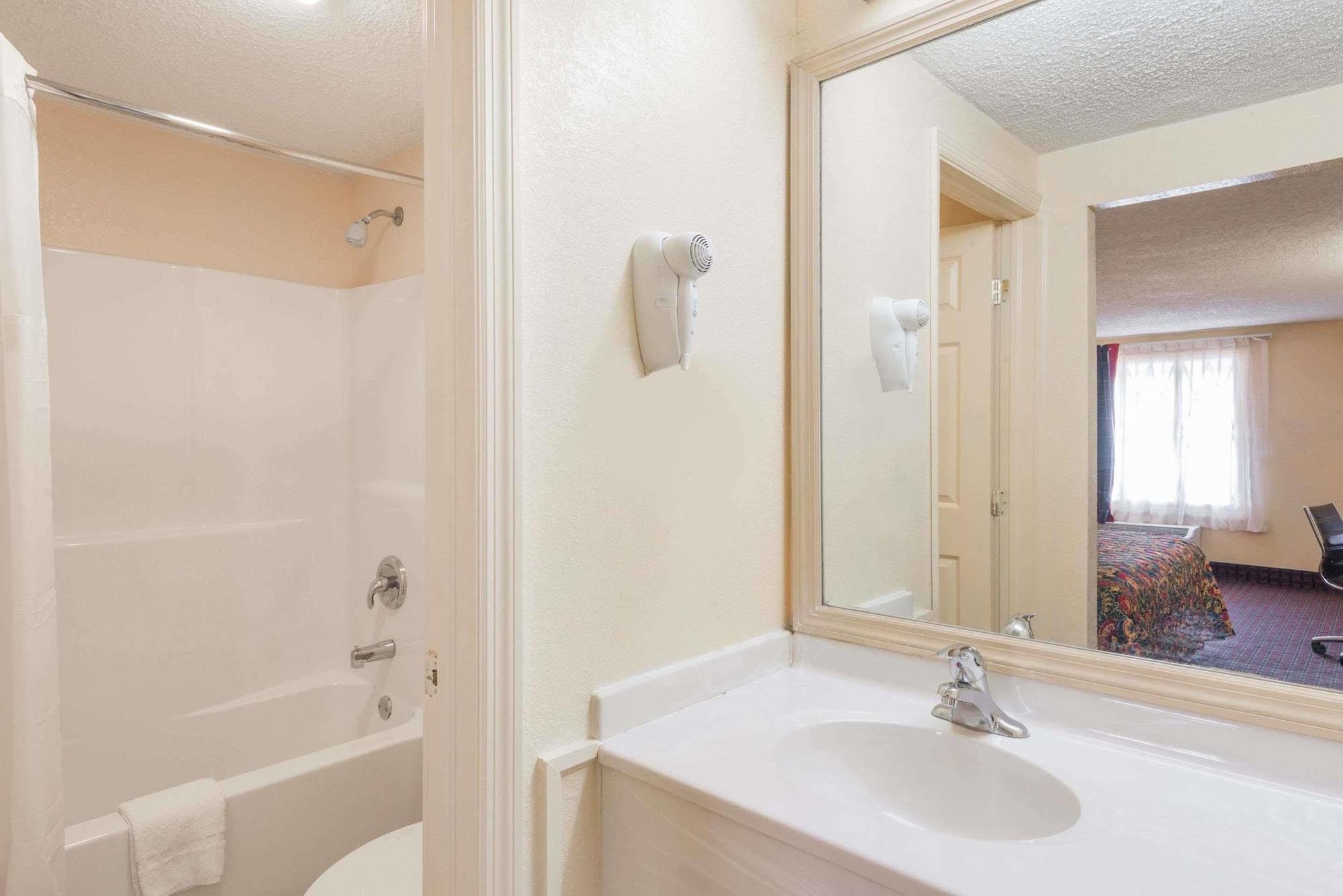 Hotel Rodeway Miamisburg